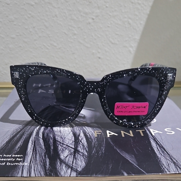Betsey Johnson Accessories - Besty Johnson / Shades